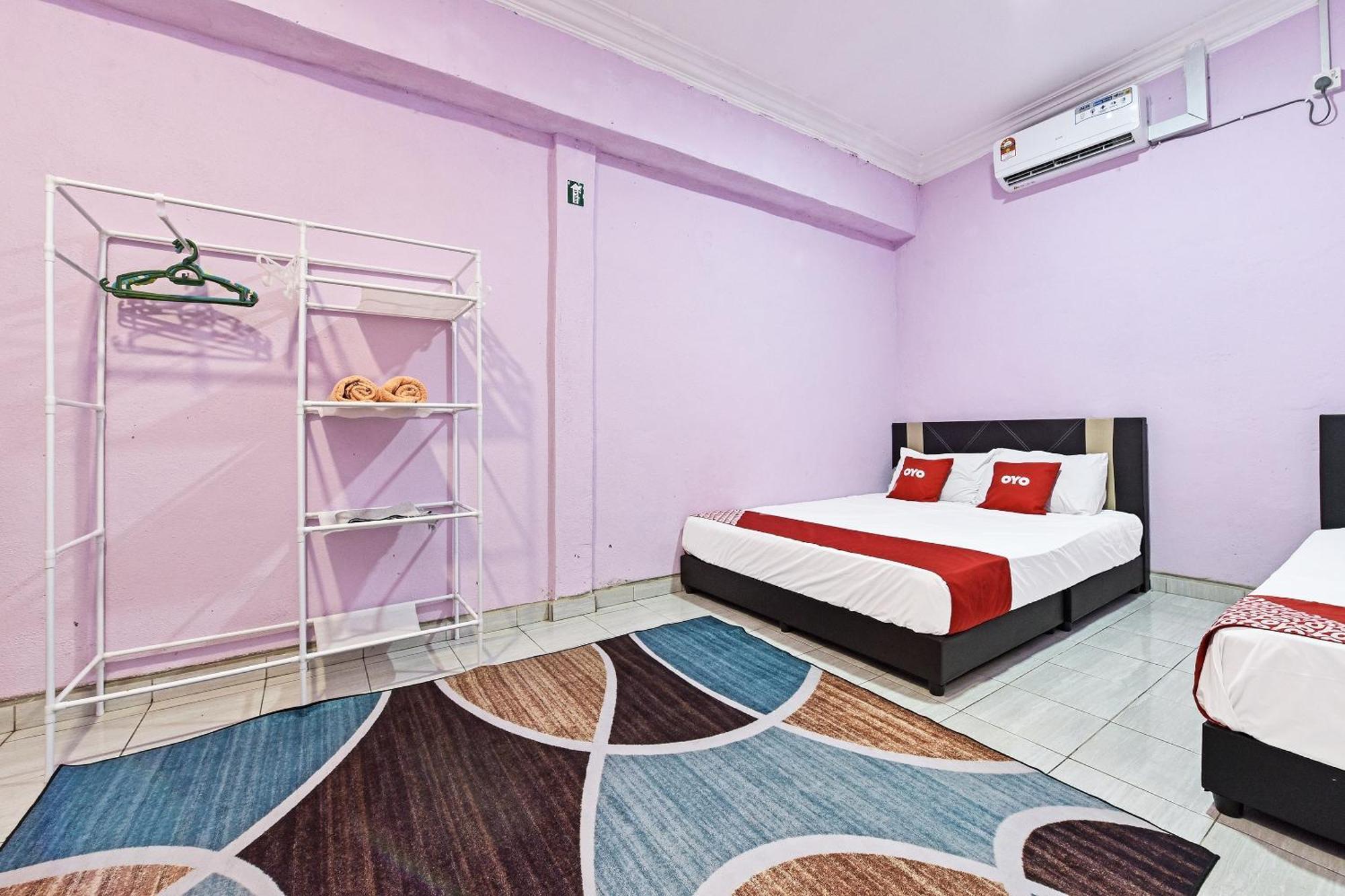Oyo 90551 Zn Mix Homestay & Roomstay Kampung Raja Exterior photo