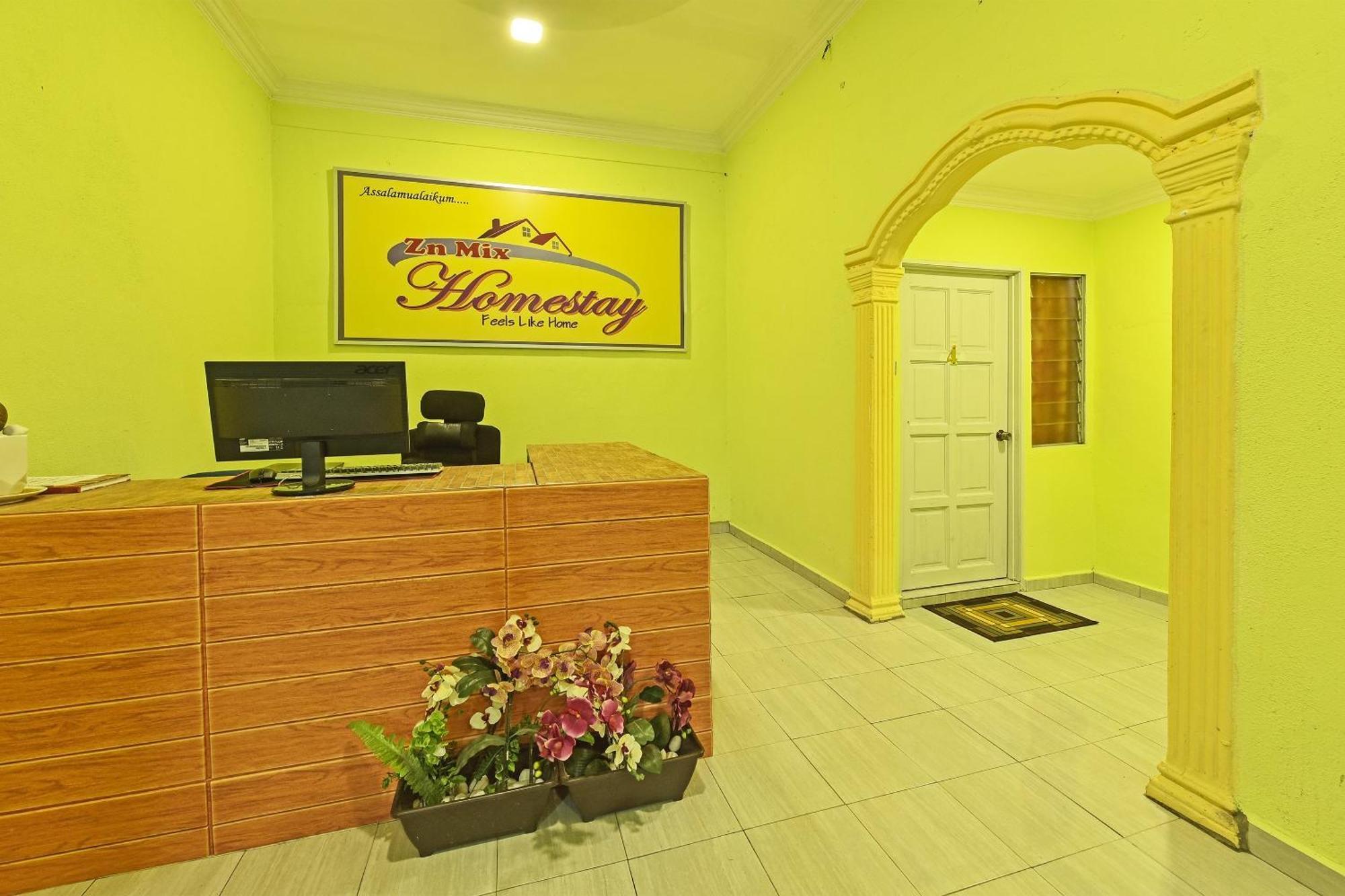 Oyo 90551 Zn Mix Homestay & Roomstay Kampung Raja Exterior photo